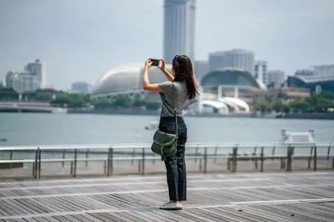 5 Awkward Tourist Moments That Will Leave You ROFLing